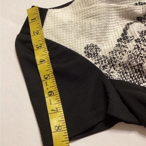 Kay Unger Sheath Black & White color-block Size10 Women’s Dress - Picture 5 of 6